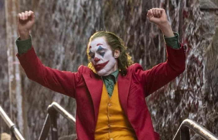 Joker 2019 Tamil Dubbed Movie Download Kuttymovies (1)