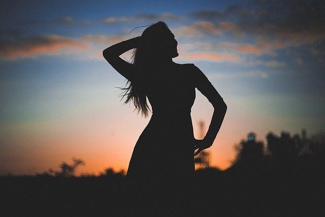 woman-silhouette-sunset-girl
